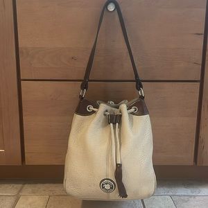 Dooney and Bourke vintage genuine leather bucket tote